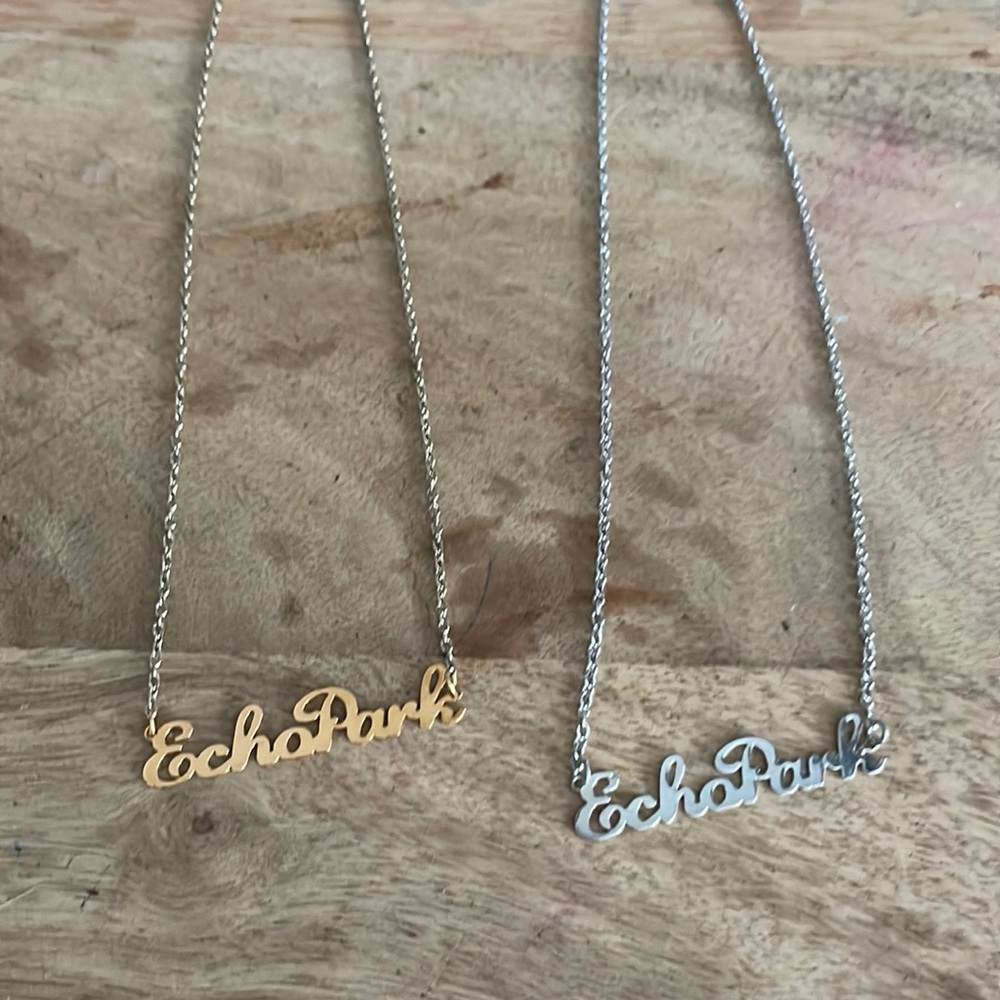 Nameplate necklace EchoPark (Los Angeles) - 1 necklace